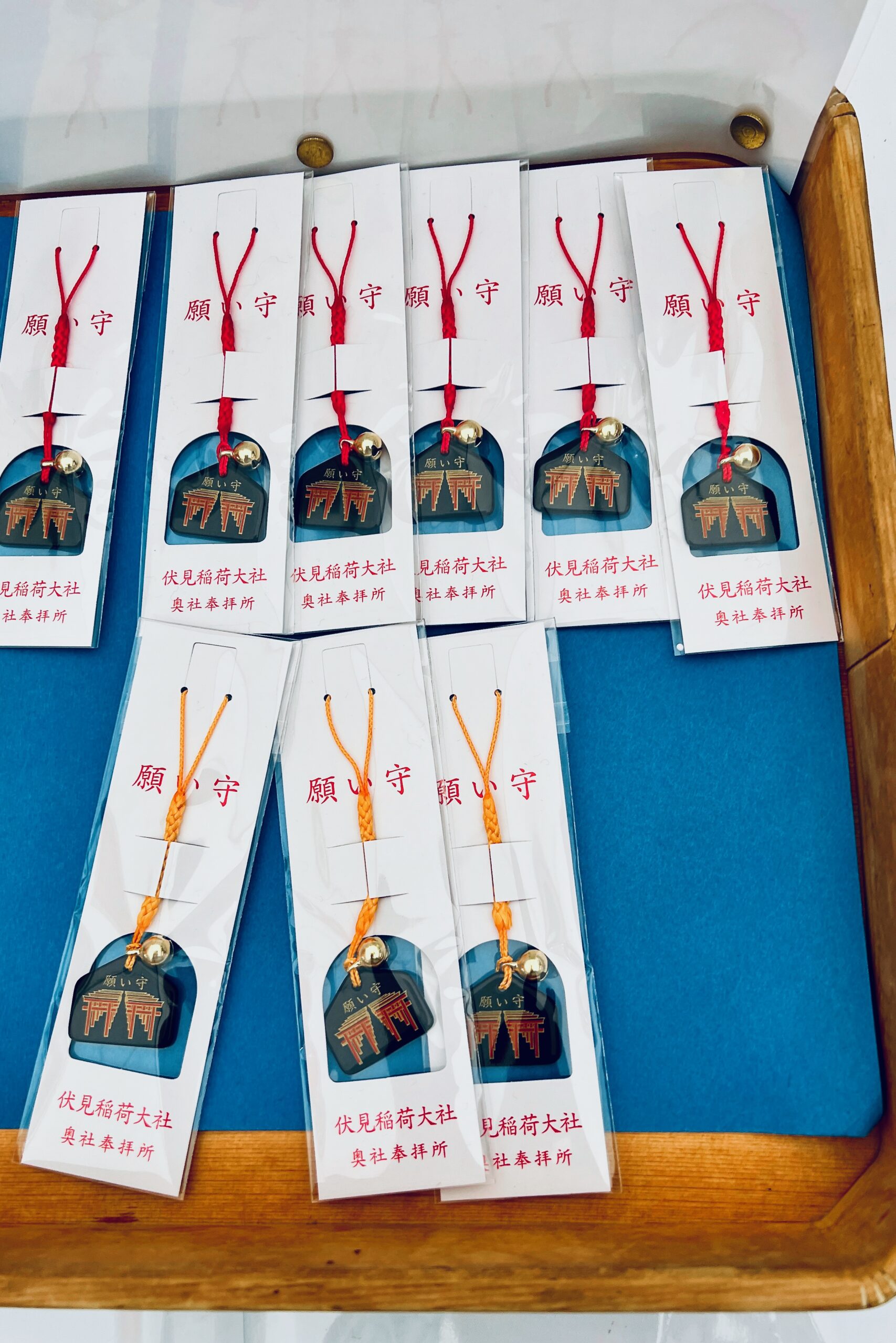 伏見稲荷大社🦊お守りの種類（値段）と効果（ご利益）or買える場所